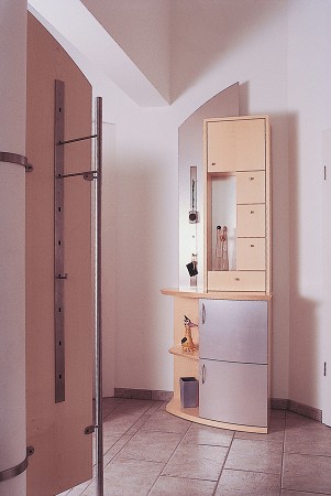 Einbauschrank mit Alu und Ahorn